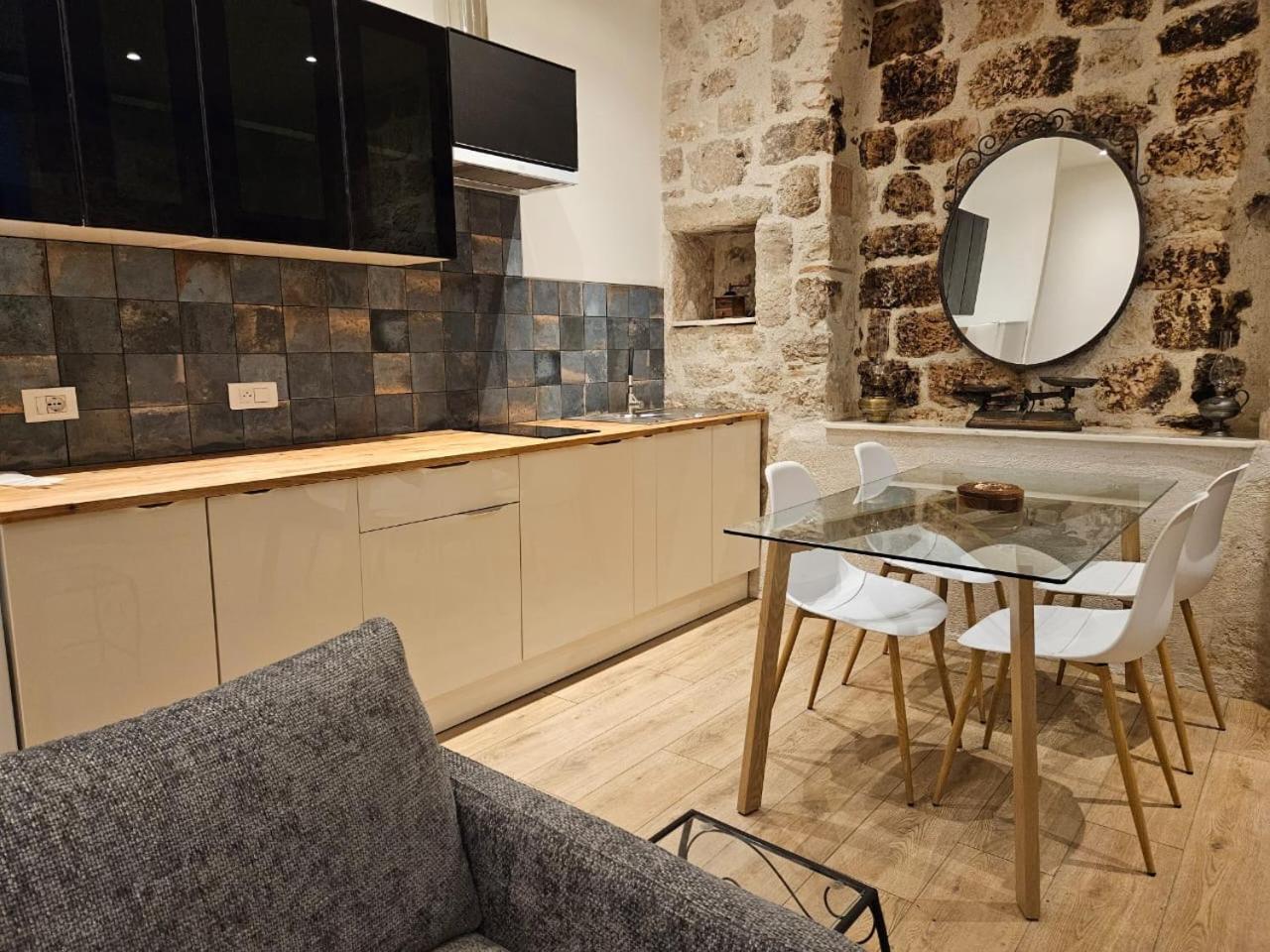 Le Beffroi Aparthotel Tournon-dʼAgenais Exterior foto