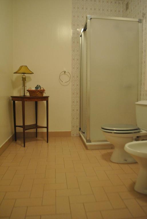 Le Beffroi Aparthotel Tournon-dʼAgenais Quarto foto